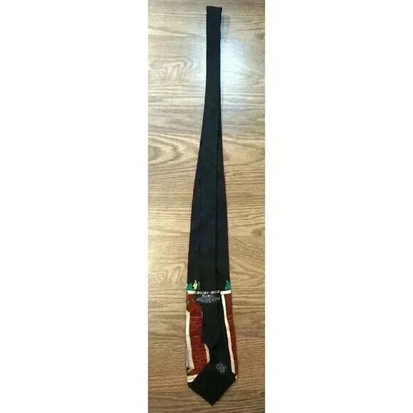 1996 Looney Tunes Christmas Tie, Tasmanian Devil Holiday Necktie, 100% Silk - Picture 6 of 11